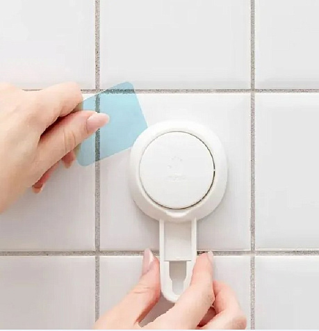 Держатель для полотенца Нодрил с крючками купить в СОМ